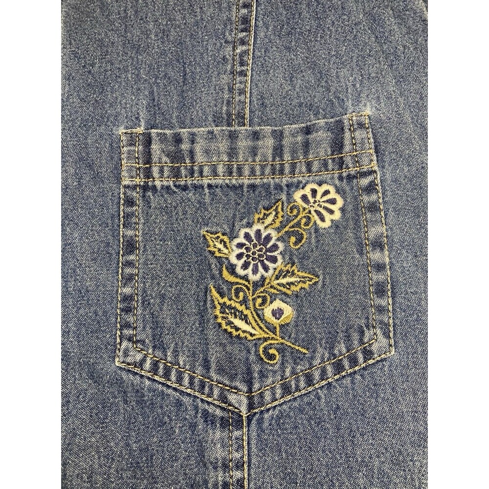 Y2K Blue Denim Shirt Women M Floral Embroidery Cotton Button Cottage Prairie VTG - Picture 3 of 7